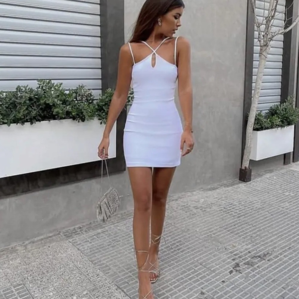 Zara white mini elastic dress small size